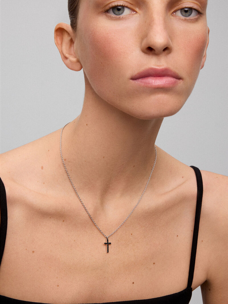 925 Silver thin chain pendant with cross and spinels image number 3