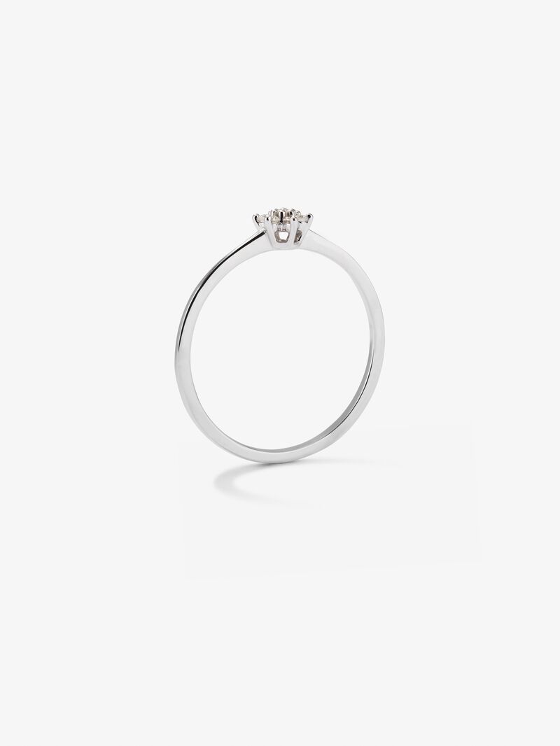 18K white gold ring with 7 brilliant-cut diamonds with a total of 0.07 cts and star shape image number 4