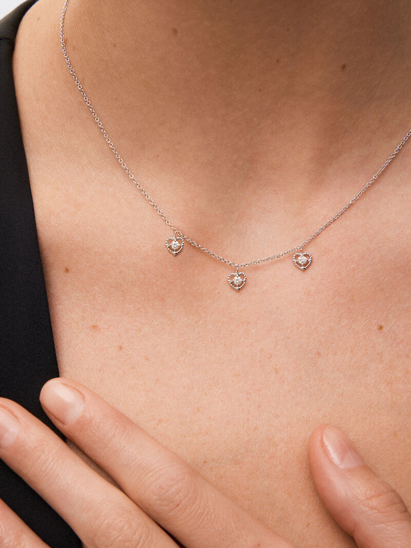 18K white gold heart pendant with 3 brilliant-cut white diamonds with a total of 0.18 cts image number 3
