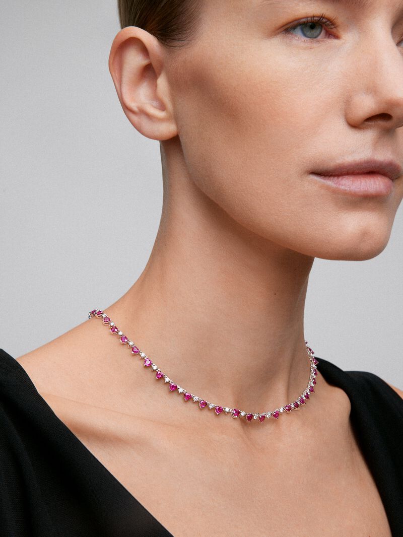 18K white gold necklace with red ruby ​​in bright size and heart of 12.79 cts and diamonds in bright size 1.42 cts image number 1
