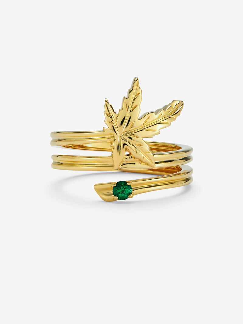 18K yellow gold ring with a 0.07 ct brilliant-cut emerald, in a maple leaf design image number 1