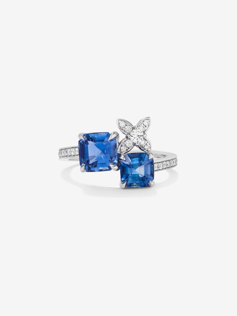 18K White Gold Ring with Blue Sapor image number 2