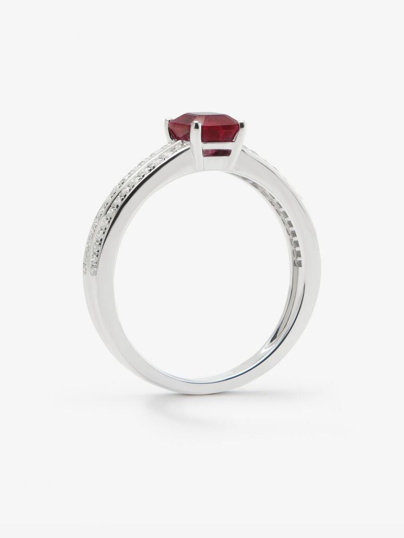 18K white gold ring with octagonal cut ruby ​​of 1,046 cts and 40 brilliant cut diamonds with a total of 0.3 cts image number 2