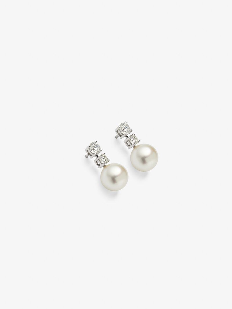 18K white gold earrings with 9.5mm pearls and 1.21 ct brilliant cut diamonds image number 2