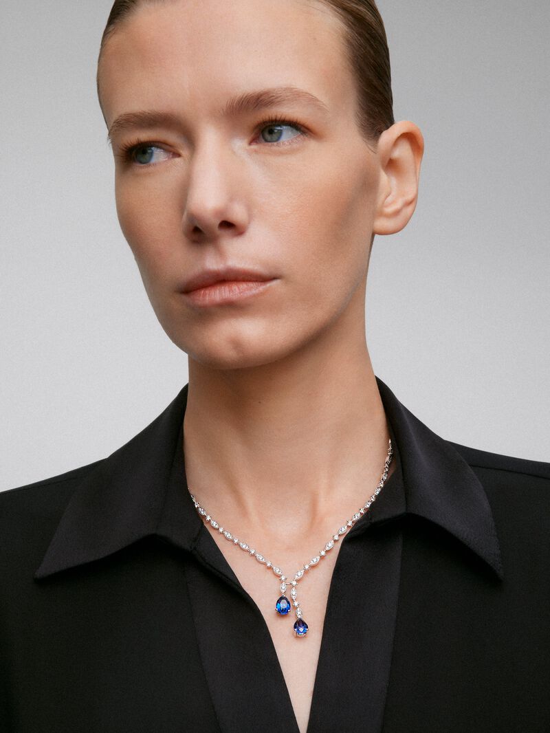 18K white gold necklace with intense blue sapps in 6.43 cts and white diamonds in 6.51 cts bright diamonds image number 1