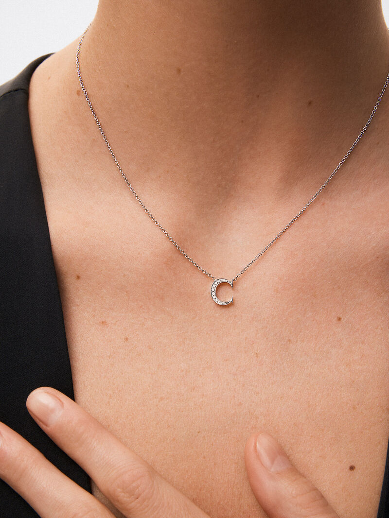 18K white gold pendant with letter C paved with 7 brilliant-cut diamonds with a total of 0.05 cts image number 3