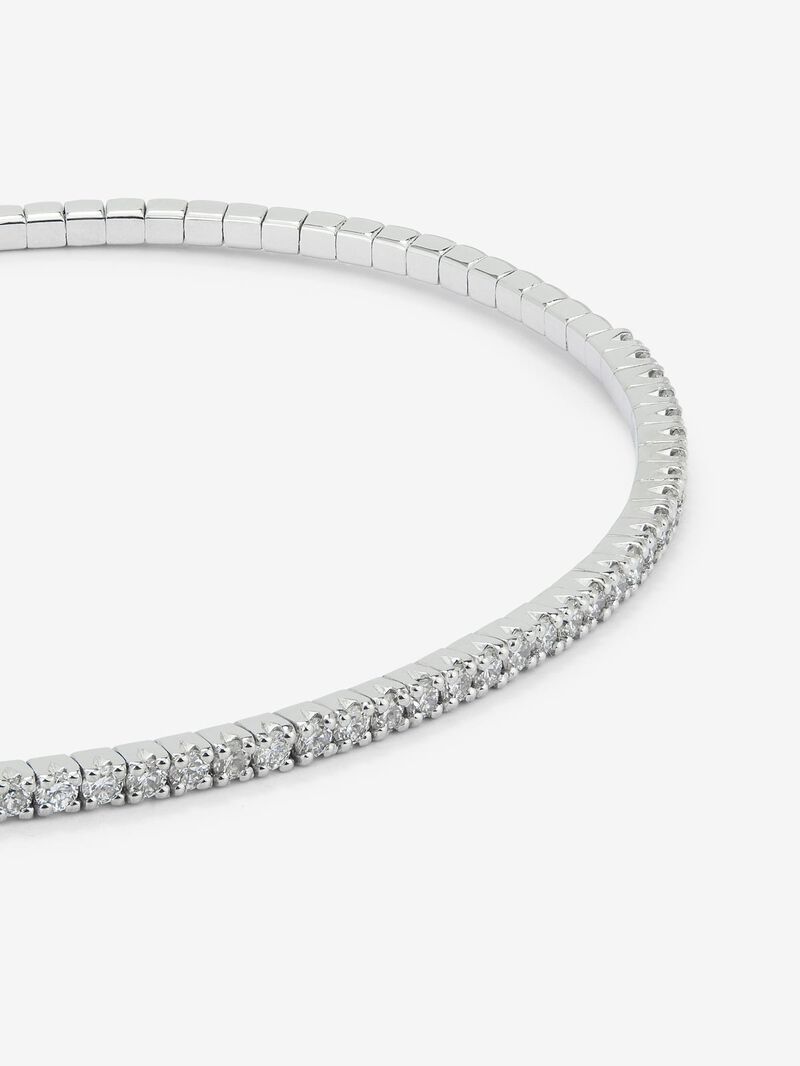 Rigid 18K white gold bracelet with 42 brilliant-cut diamonds with a total of 0.71 cts image number 2