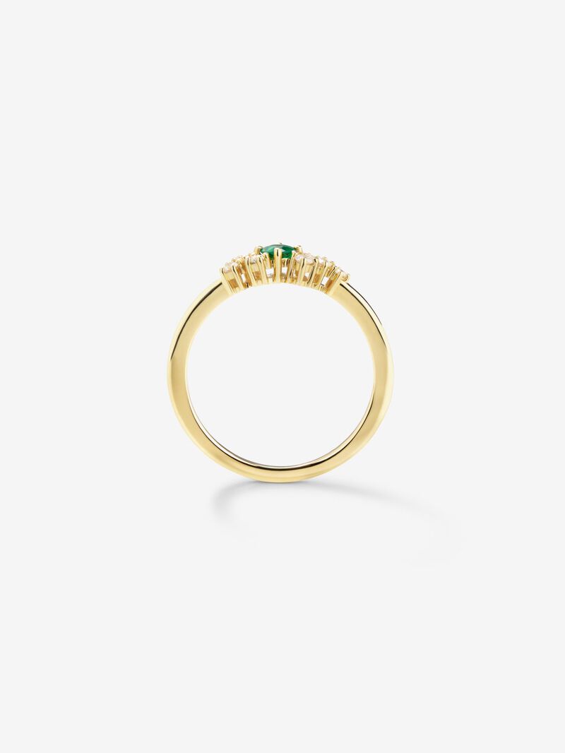 18K yellow gold ring with brilliant cut emerald of 0.1 cts and 7 brilliant cut diamonds with a total of 0.1 cts image number 4