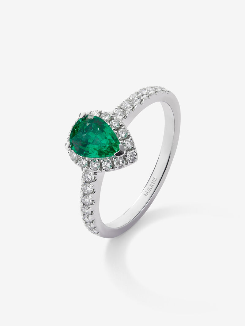 18K white gold ring with pear-cut green emerald of 0.66 cts and brilliant-cut diamonds with a total of 0.34 cts image number 0