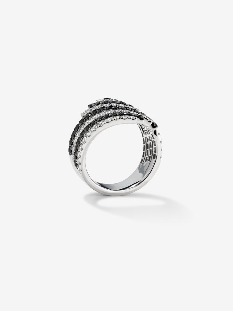 18K white gold pave ring with diamond image number 4
