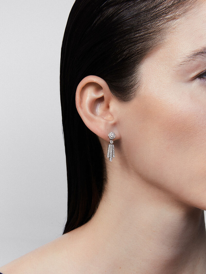 White gold earrings with diamonds image number 3