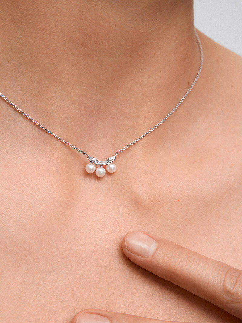 18k white gold pendant chain with three Akoya pearls and diamonds. image number 4