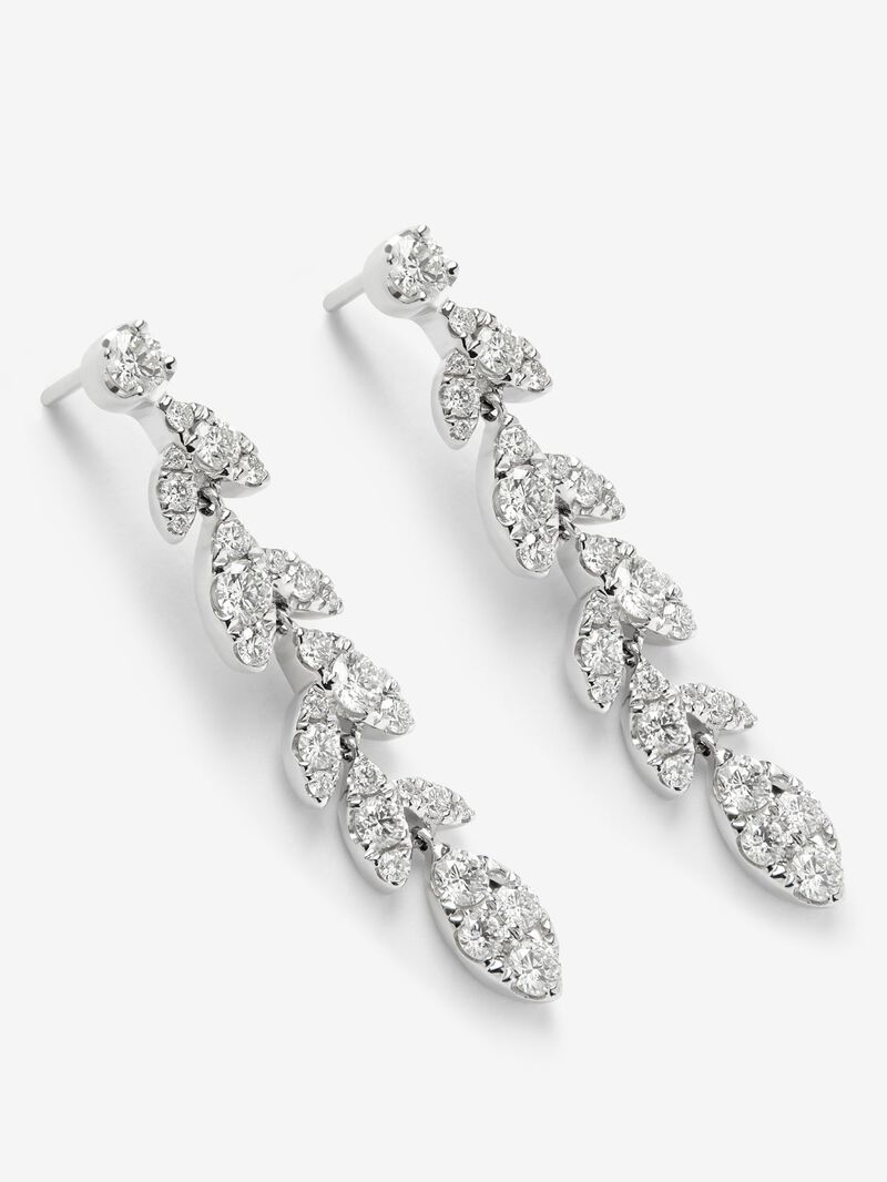 18K white gold earrings with 58 brilliant-cut diamonds with a total of 1.48 cts image number 1