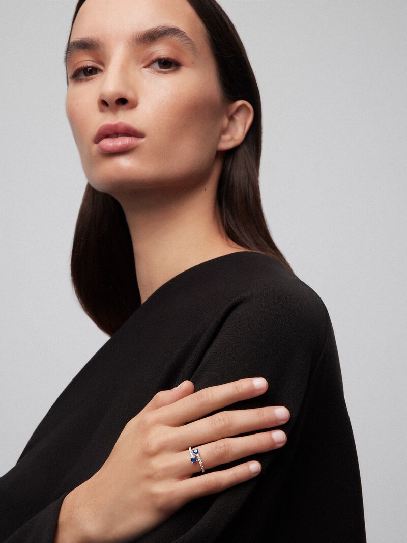 You and I of 18k White Gold with Zafiro and Diamond image number 0