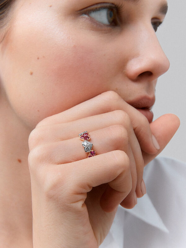 Anillo corazones de oro rosa y oro blanco de 18kt con zafiros rosas y diamantes, SO20081-OROBDZR_V