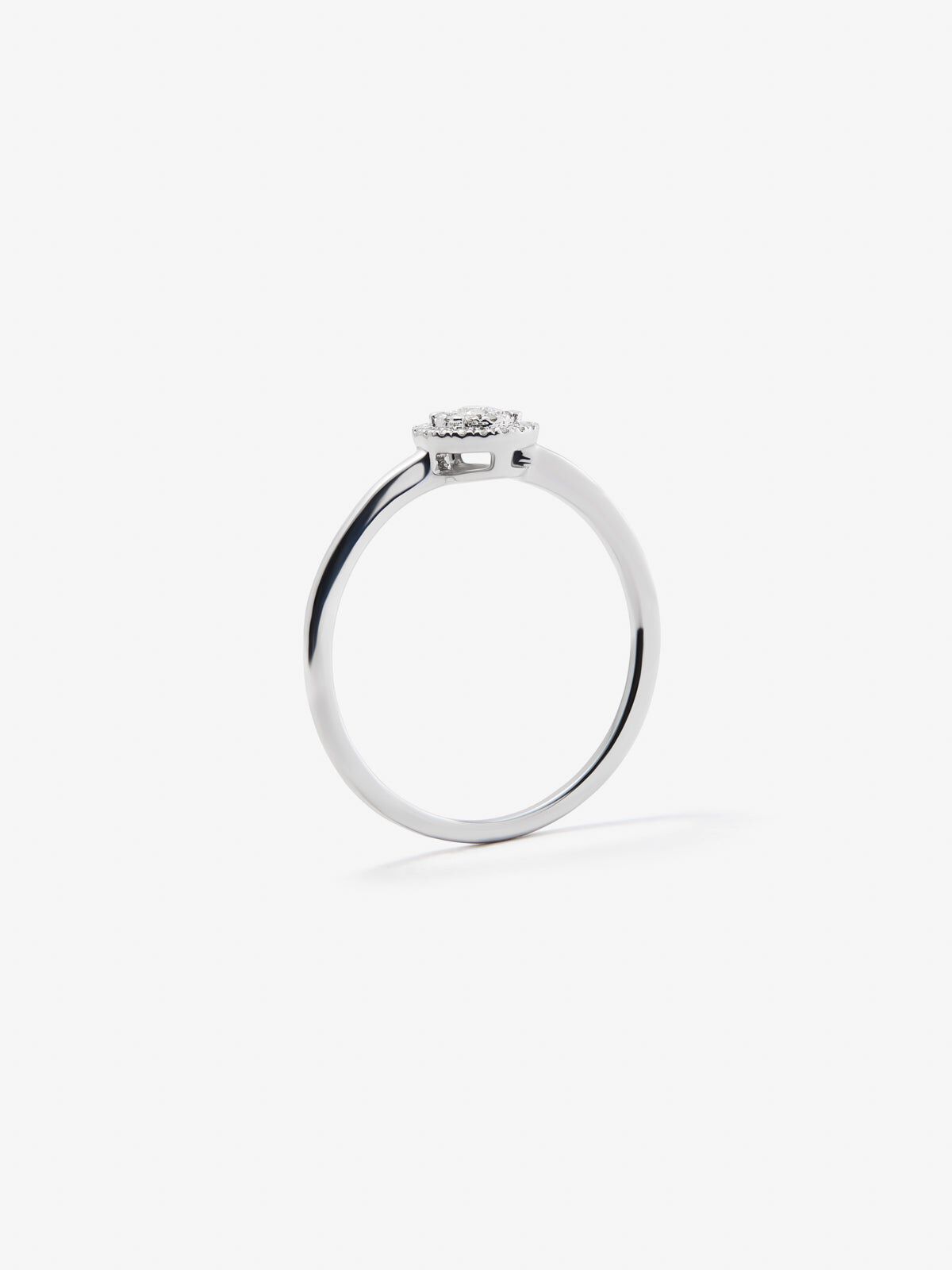 Anillo de oro blanco de 18kt con 29 diamantes 0 10 quilates Suarez