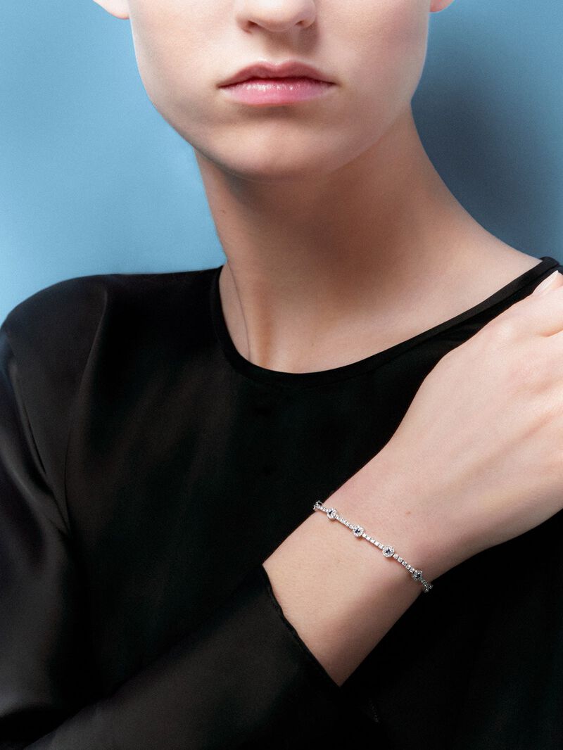 Cosette bracelet in white gold with diamond image number 3