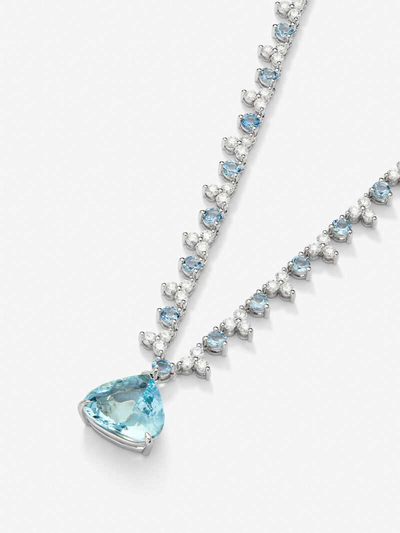 18K White Gold Rivière Necklace with Aguamarina Blue in 5.8 cts, blue aquamarines in a brilliant 5.41 cts and white diamonds in a bright size of 6.27 cts image number 2