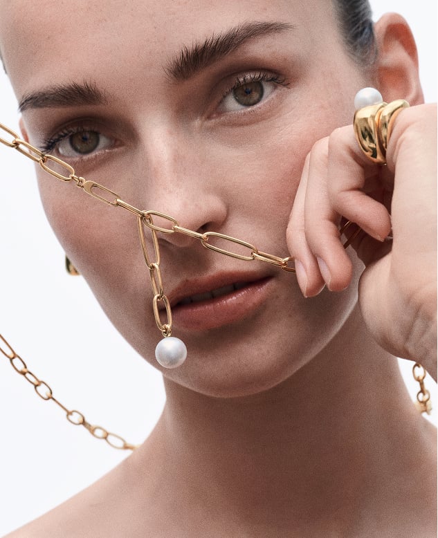 Collares