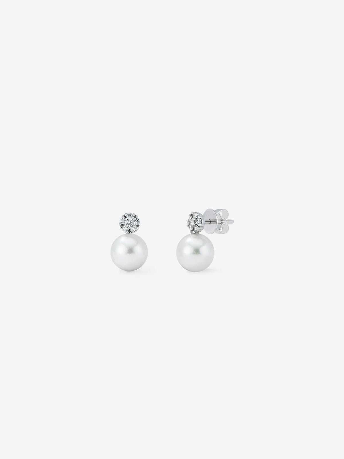 Pendiente de oro blanco de 18k con perla autraliana de 8 mm y diamante
