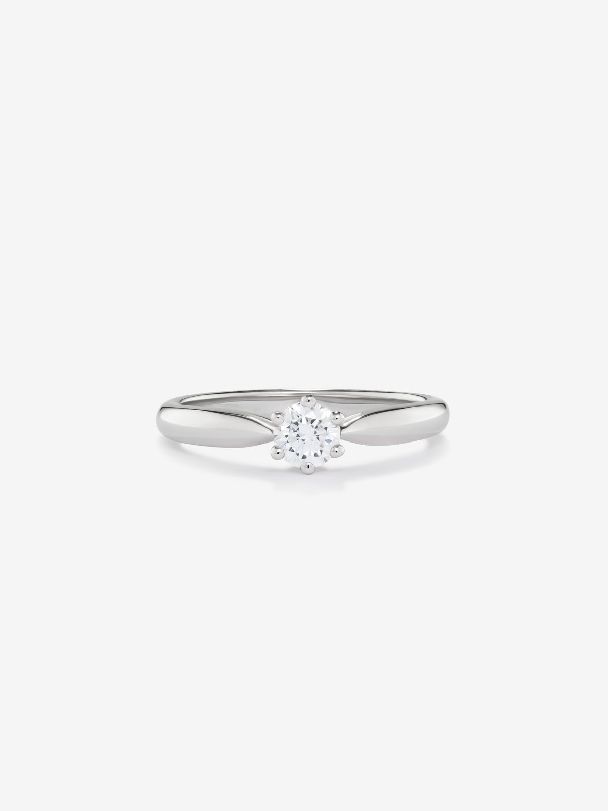 Anillo solitario de compromiso de oro blanco de 18K con diamante central de 0,25 quilates