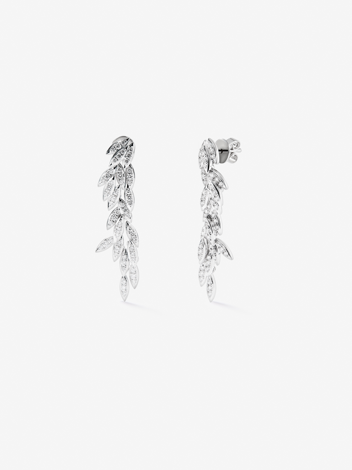 18K white gold earrings with white diamonds of 1.16 cts