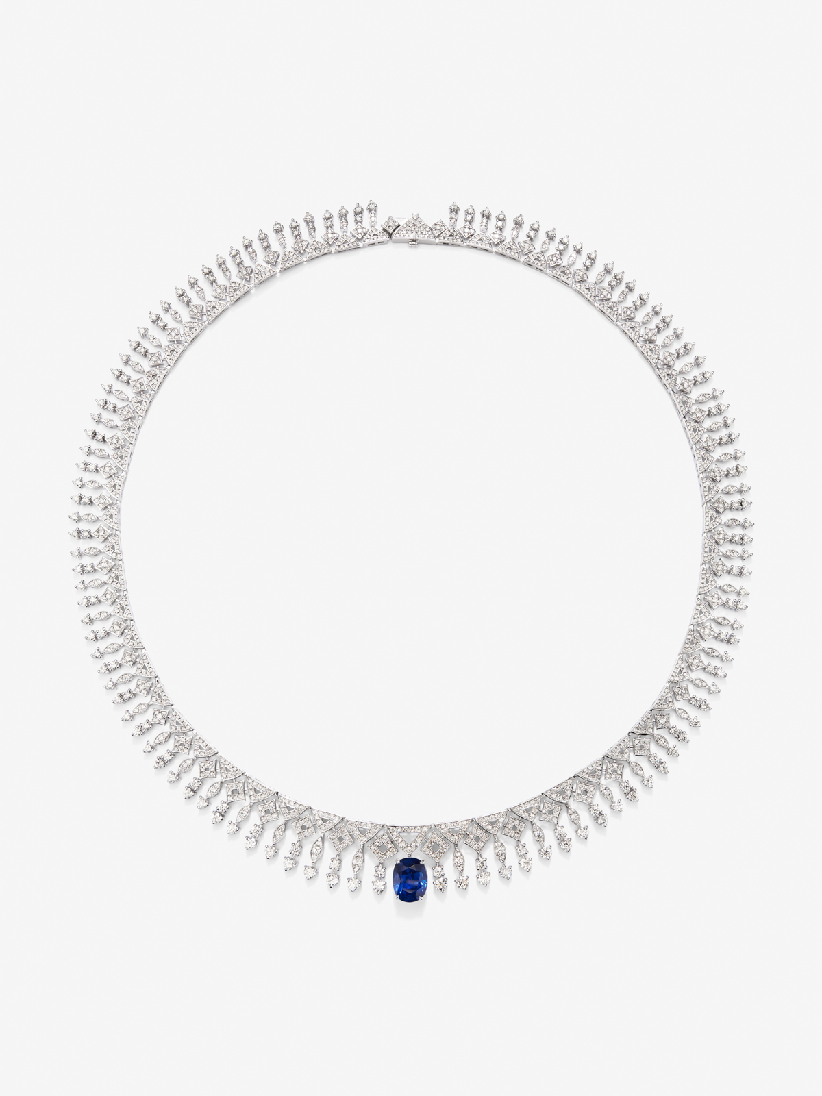 18K white gold necklace with Royal blue sapphire in 3.92 oval size and white diamonds of 9.27 cts