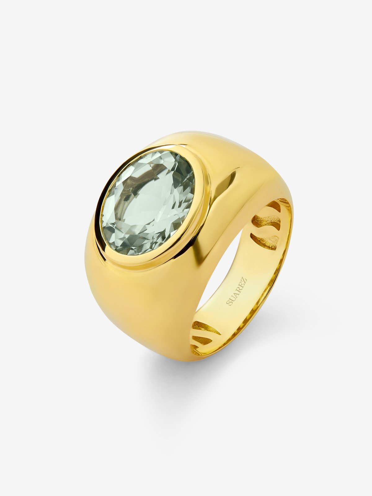 18K yellow gold ring with oval-cut green amethyst