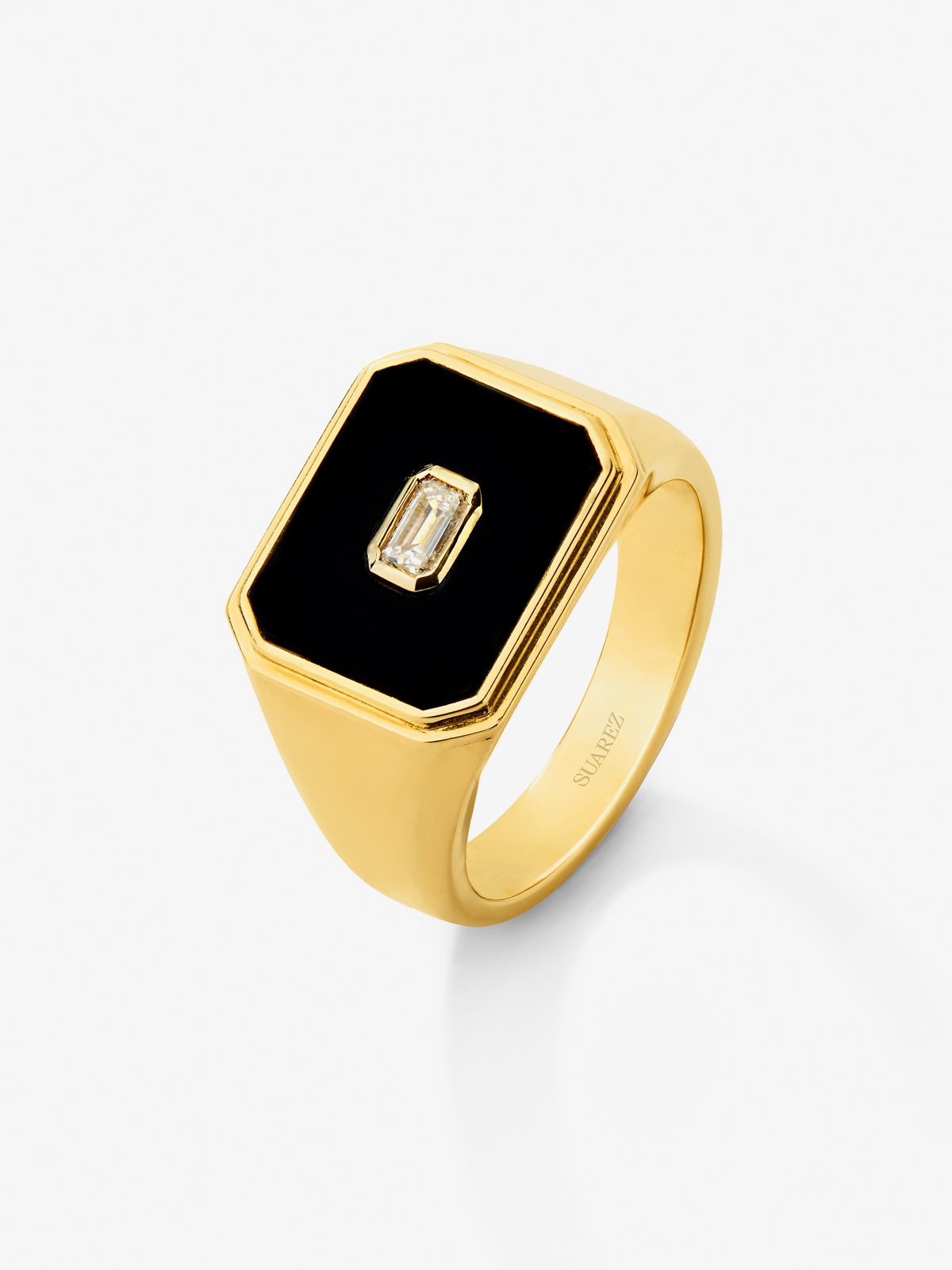 Anillo de sello grande de oro amarillo de 18K con ónix negro y diamante de 0,17 cts