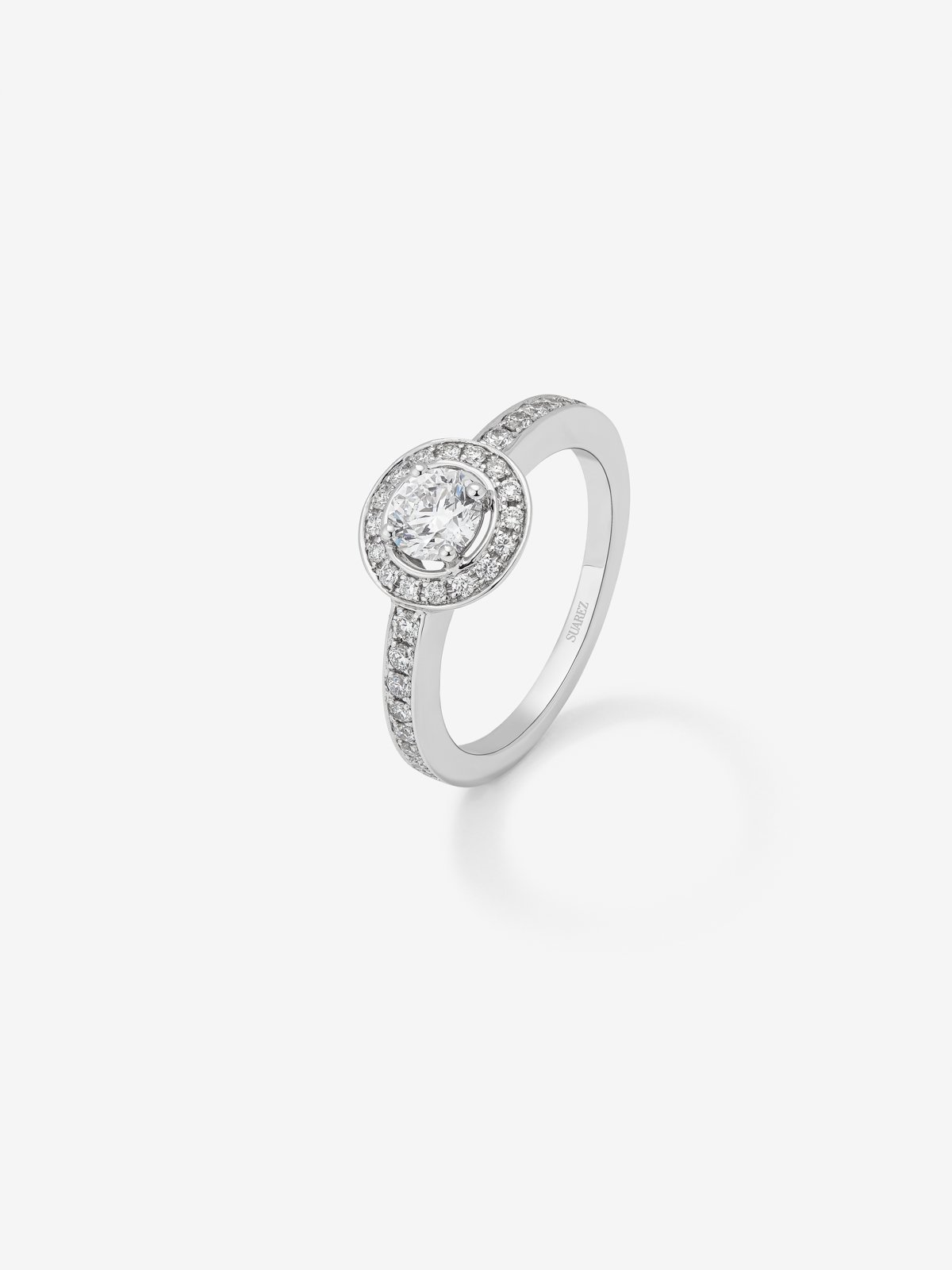 18K white gold engagement solitaire ring with a halo of diamonds