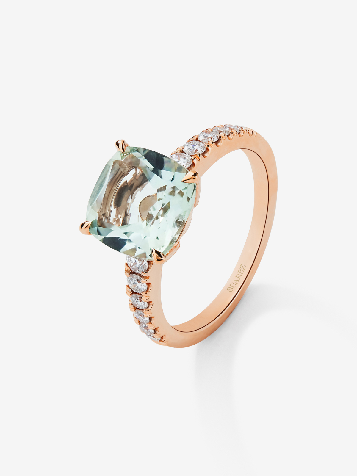 Anillo solitario de oro rosa de 18K con amatista verde y diamante