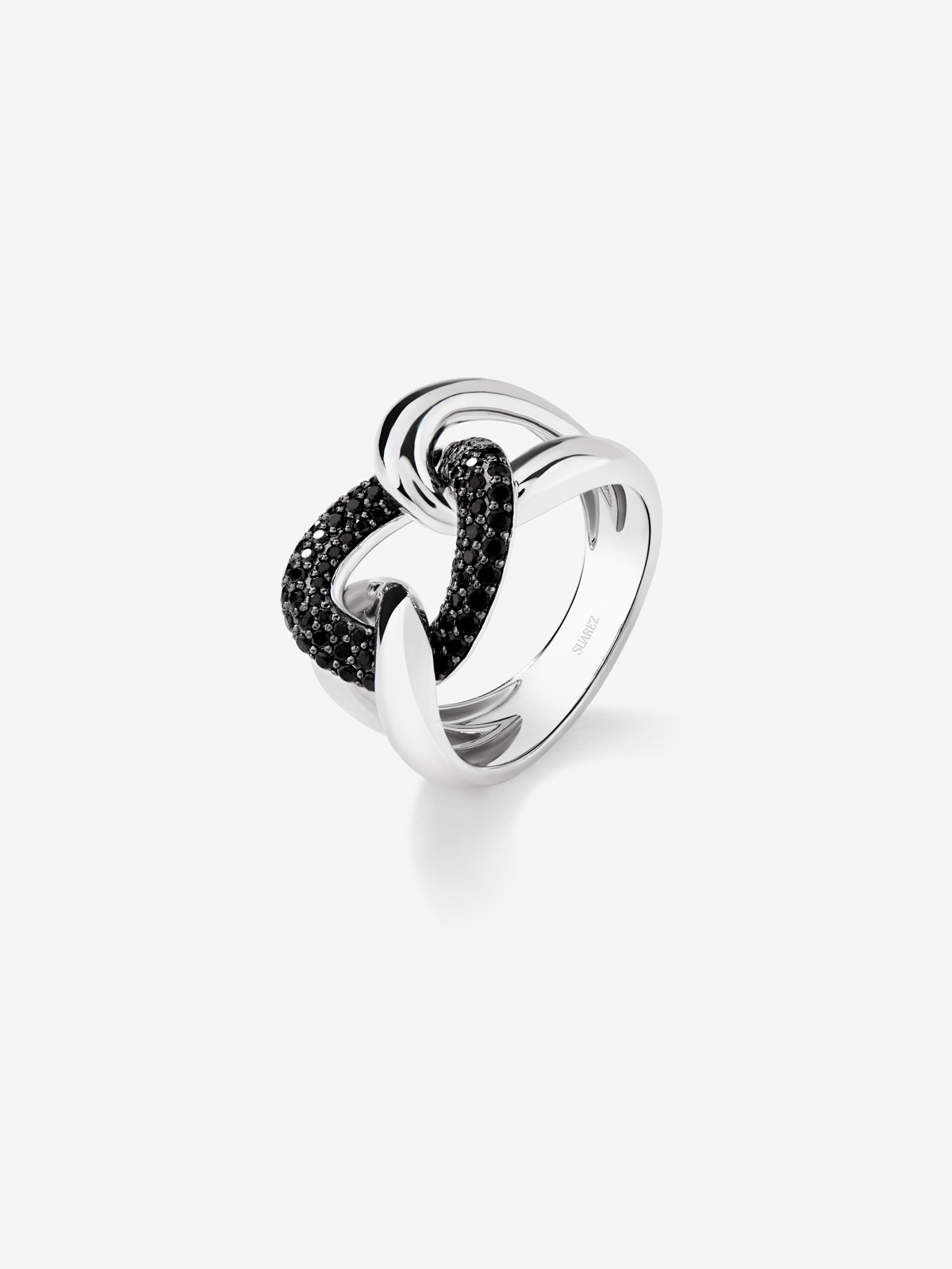 Ring with 925 silver knot with spinels