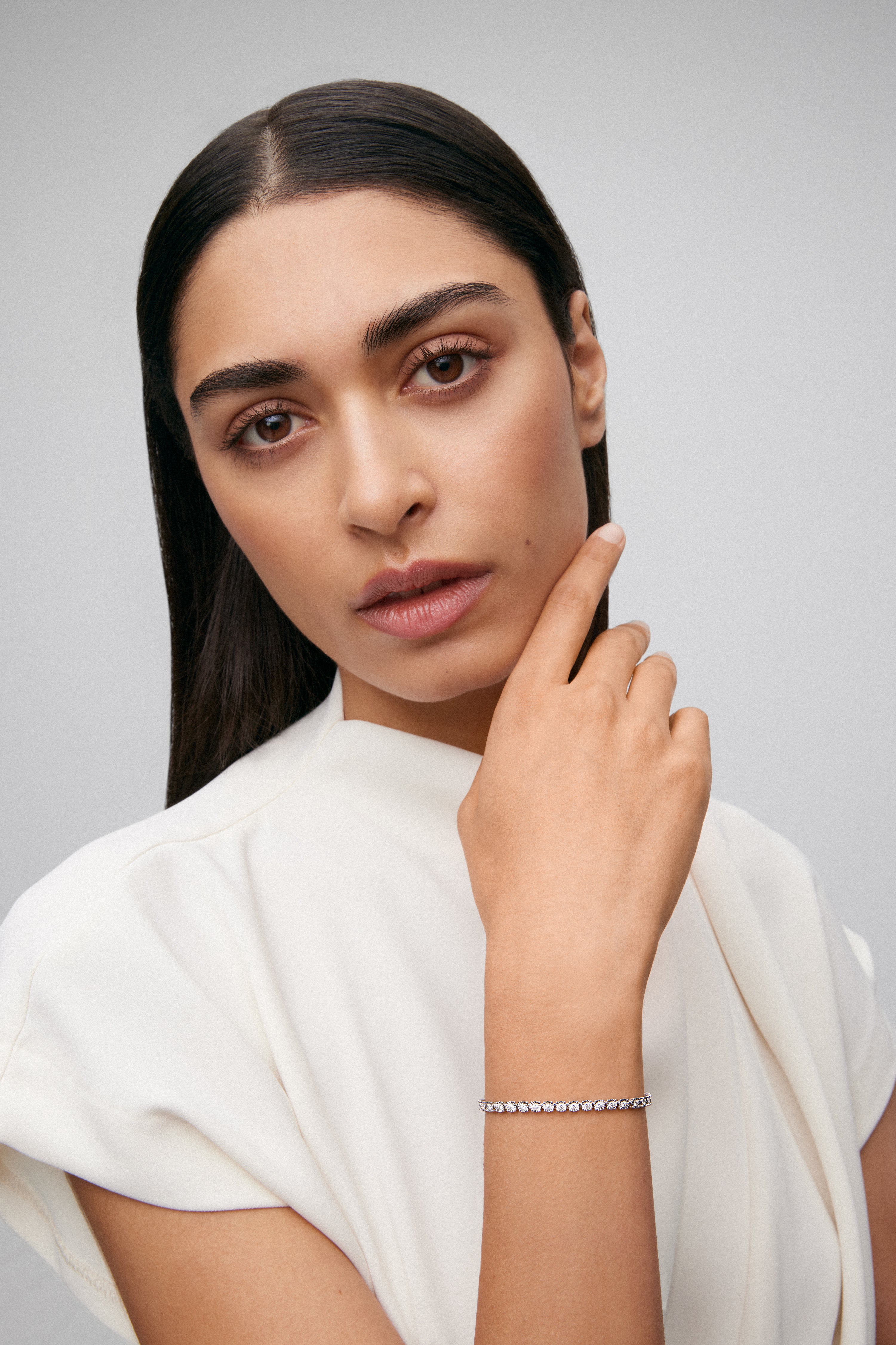Pulsera riviere de oro blanco de 18K de diamantes