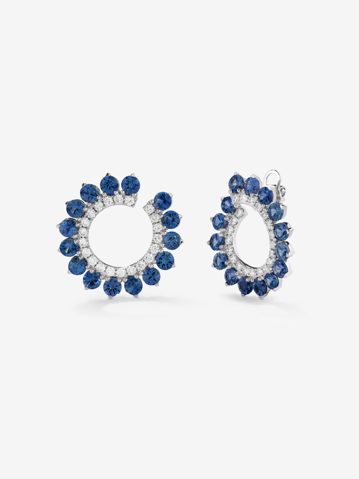 18K White Gold Aro Earrings with Blue Zafiros in Bright Size 5.85 Cts and White Diamonds in Bright Size of 1 CTS