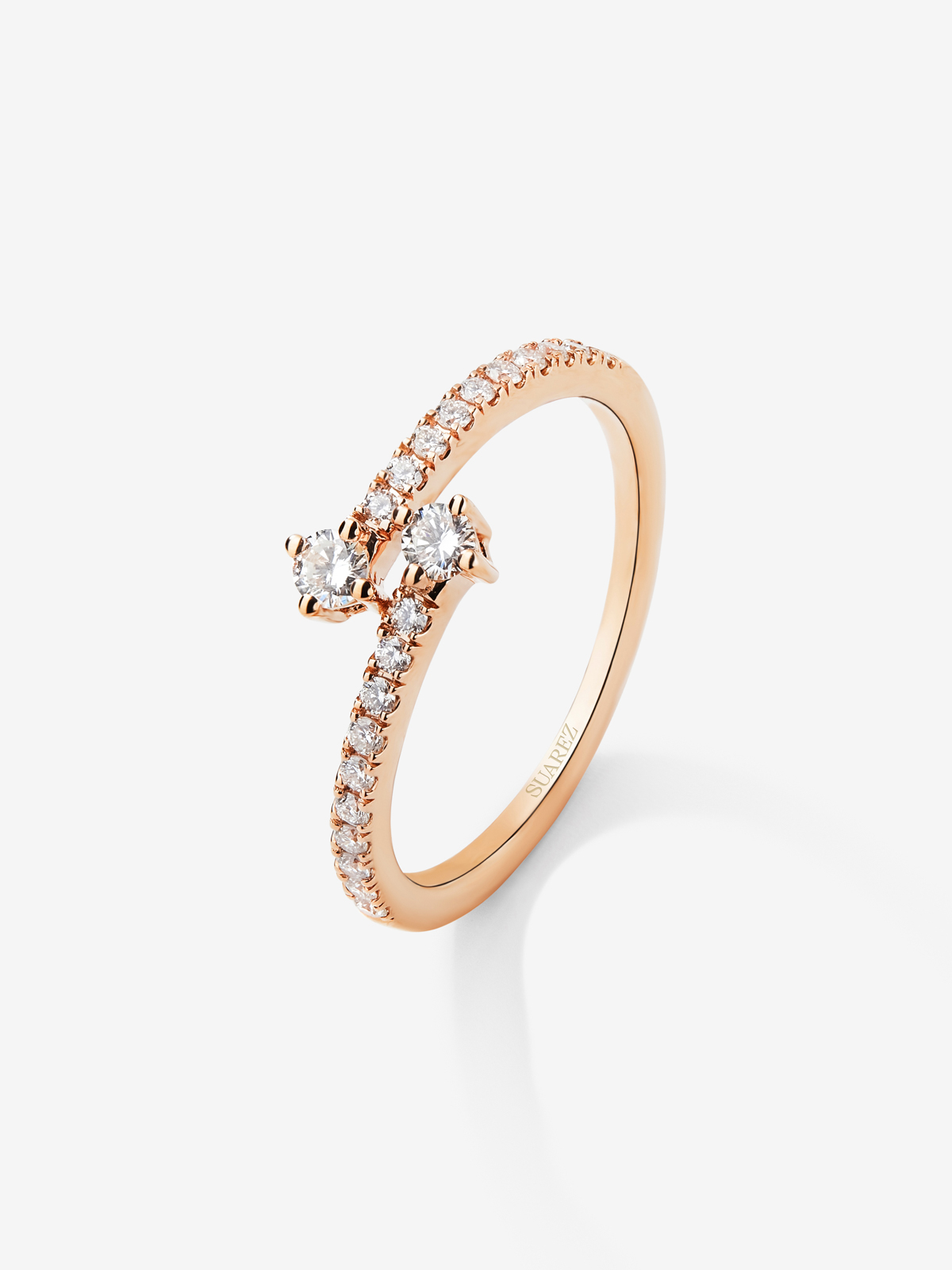 Anillo tu y yo de oro rosa de 18K con diamantes