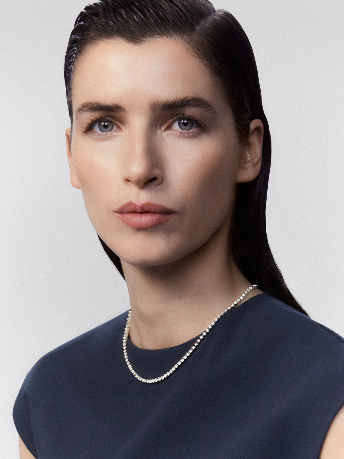 Collar rivière de oro blanco de 18K con diamantes blancos en talla brillante de 6,6 cts