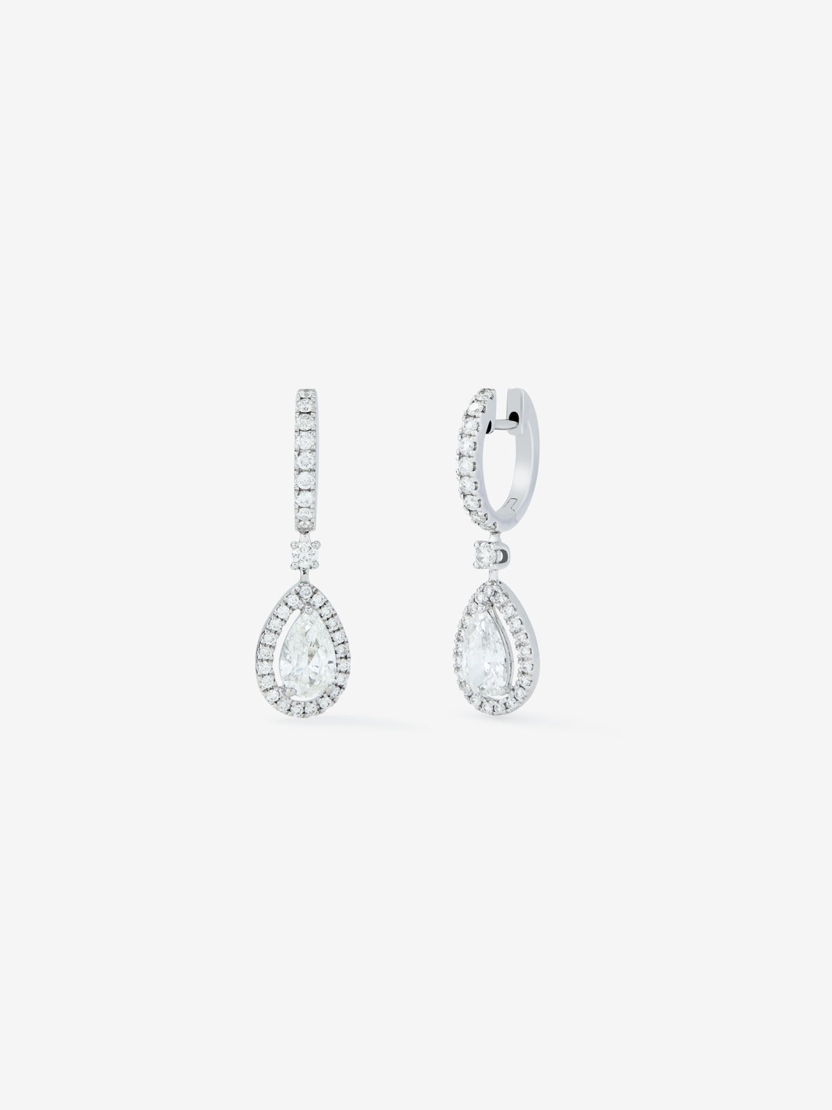 Pendientes aro colgante solitario en talla pera con orla de oro blanco de 18K con diamantes