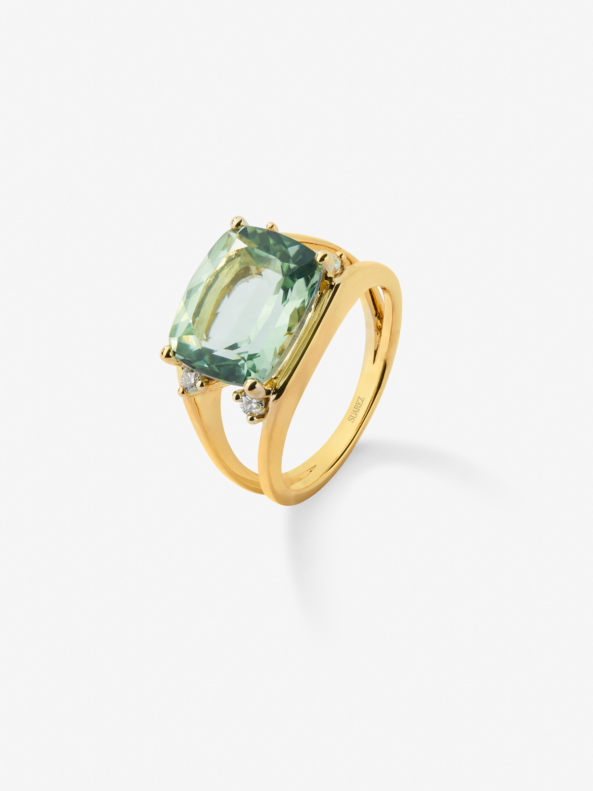 18K yellow gold ring with green amethyst in 7.3 cshion size and white diamonds in 0.13 cts