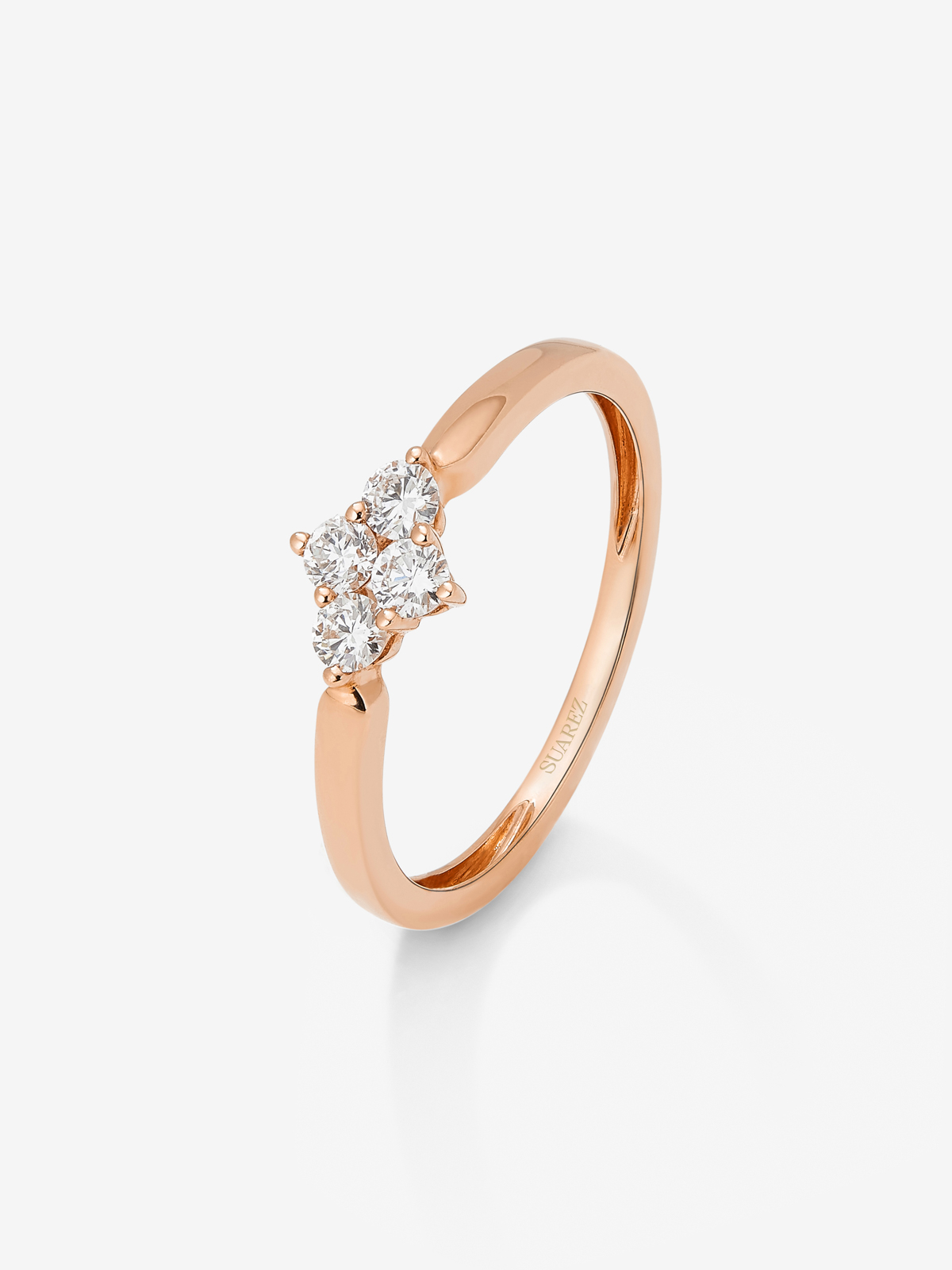 Anillo de oro rosa de 18K con diamantes