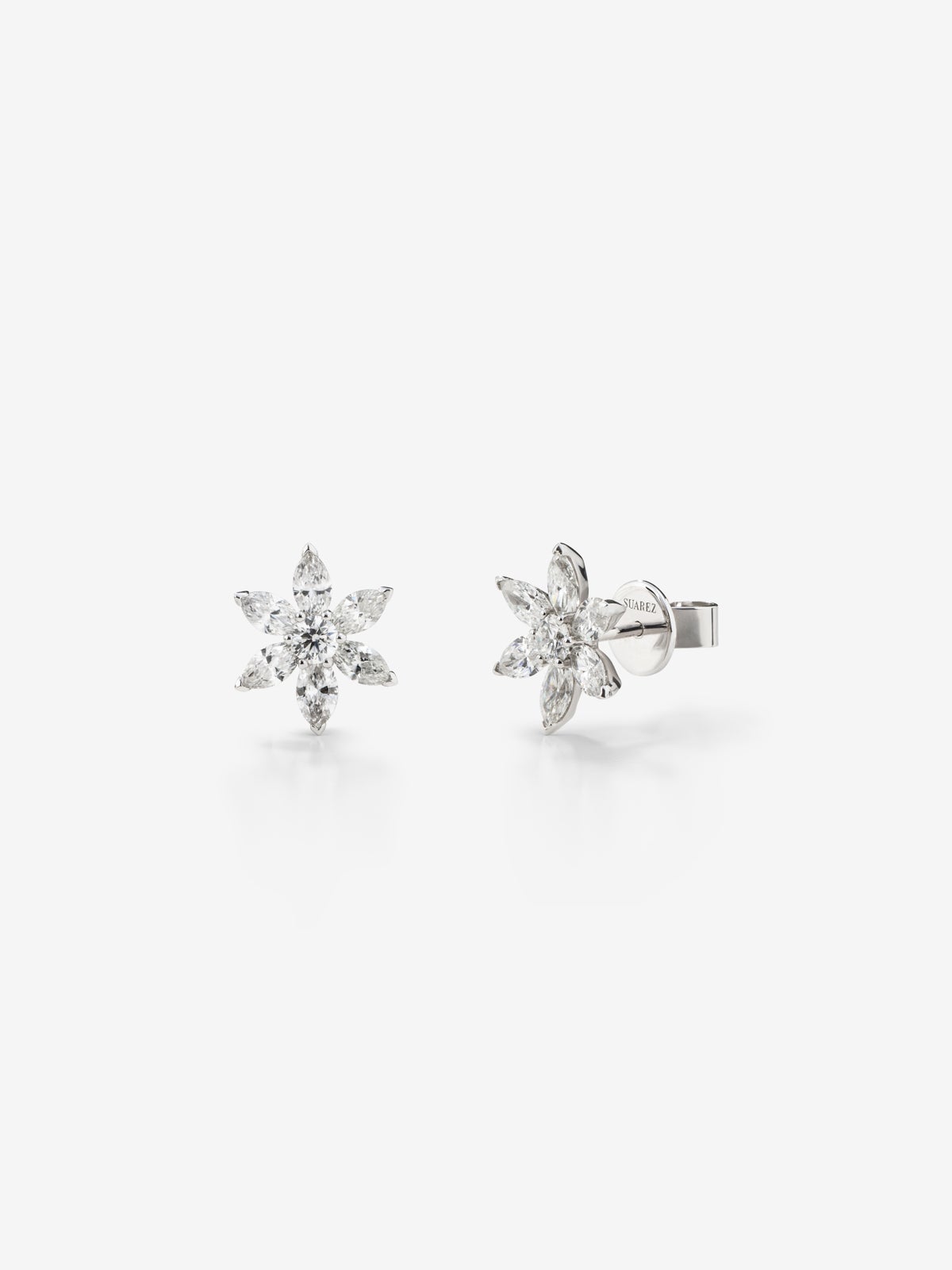 Pendientes flor de oro blanco de 18K con diamantes
