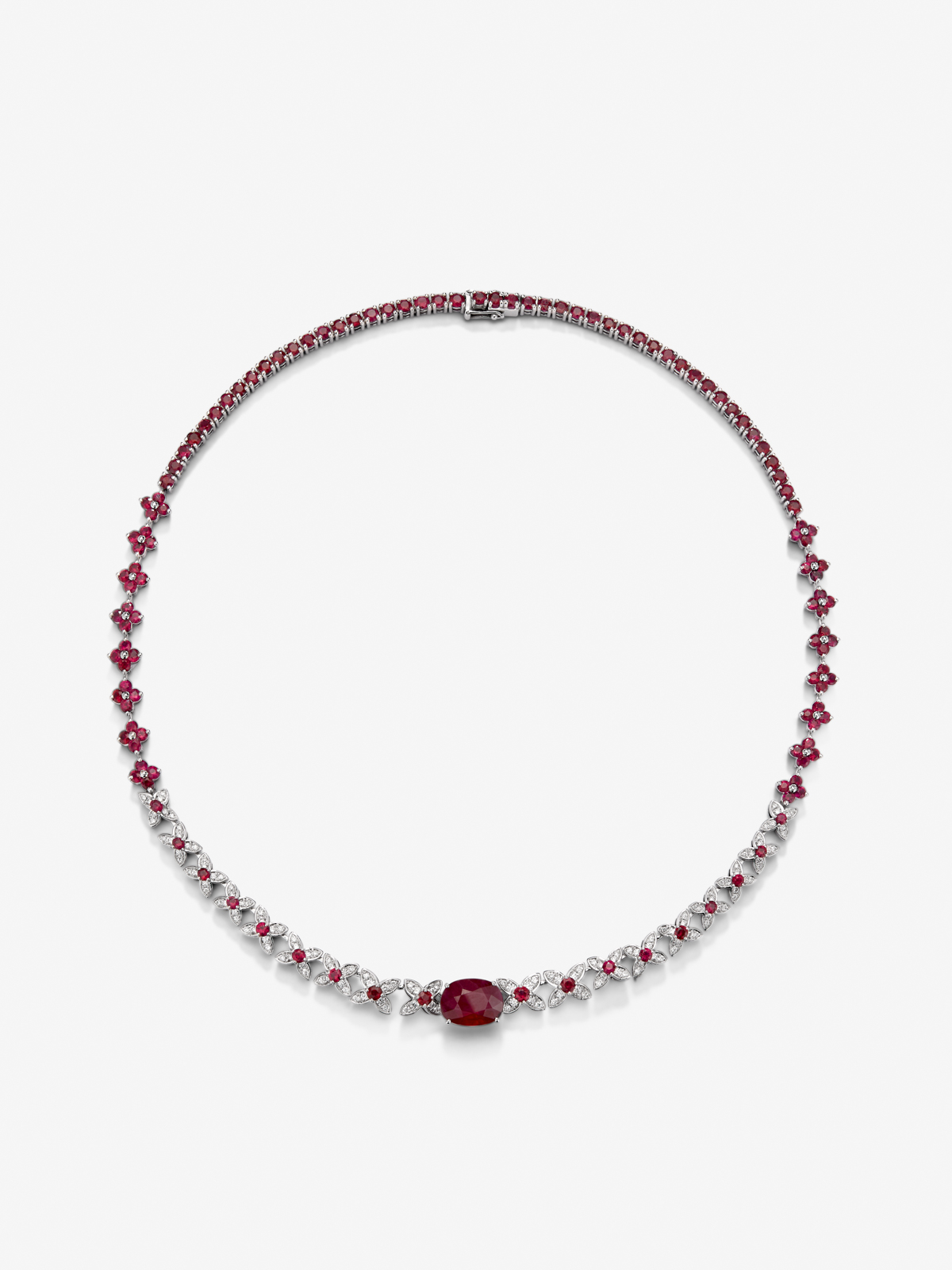 18K white gold necklace with red ruby ​​blod in 5,04 cts oval size, red ruby ​​in 13 cts and white diamonds in bright size of 1.11 cts
