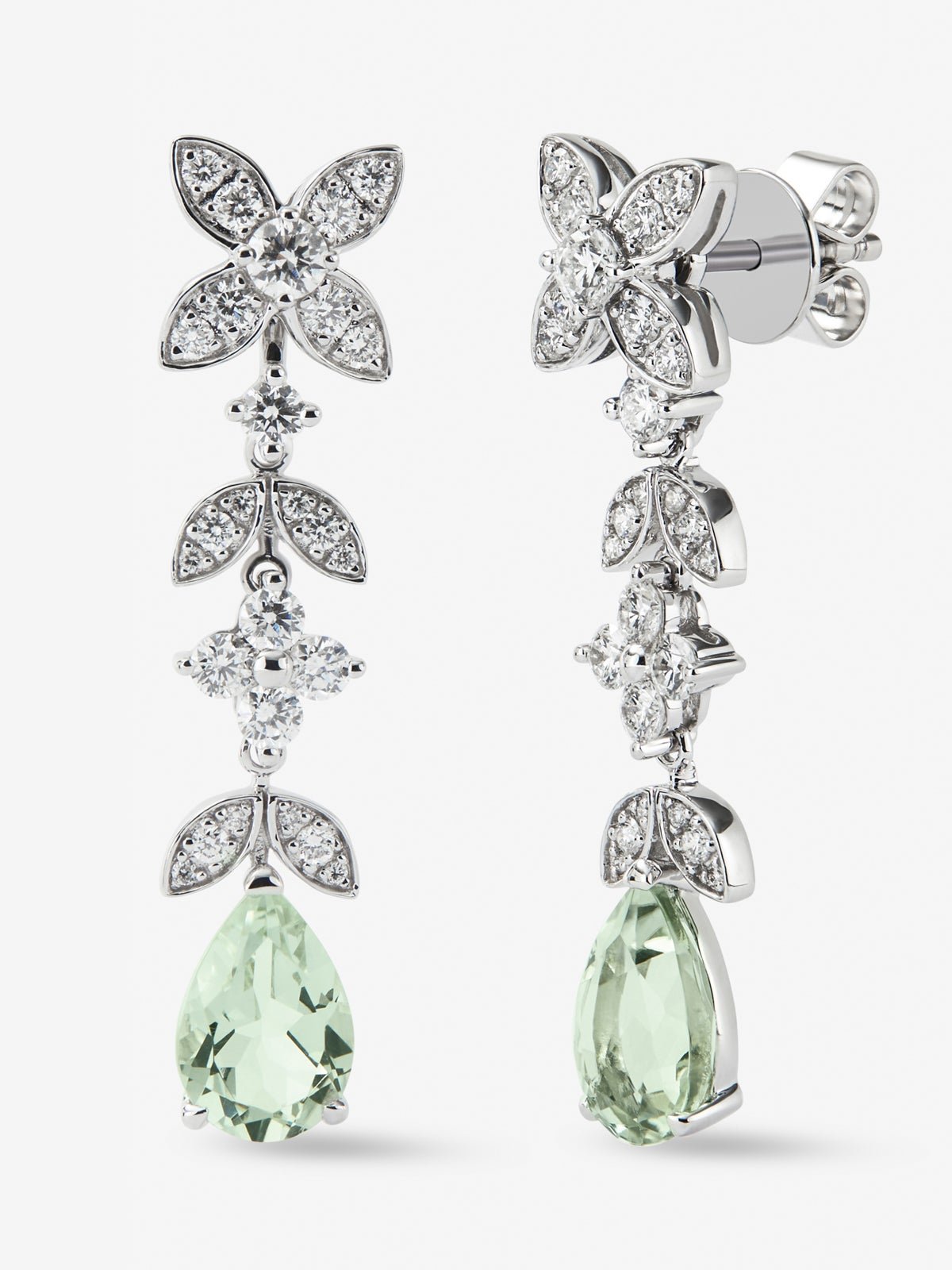 18K white gold earrings with 52 brilliant-cut diamonds with a total of 0.95 cts and pear-cut green amethysts