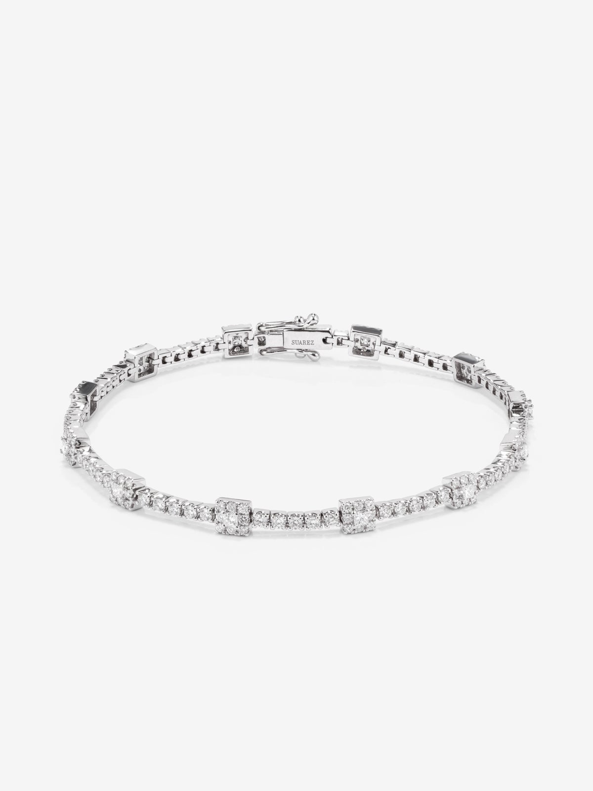 Pulsera rivière de oro blanco de 18kt con motivos geométricos