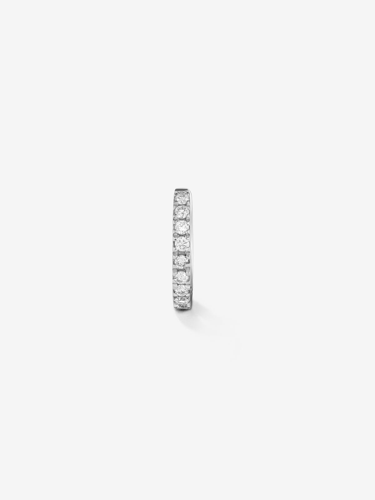 Individual 18K white gold hoop earring with diamonds