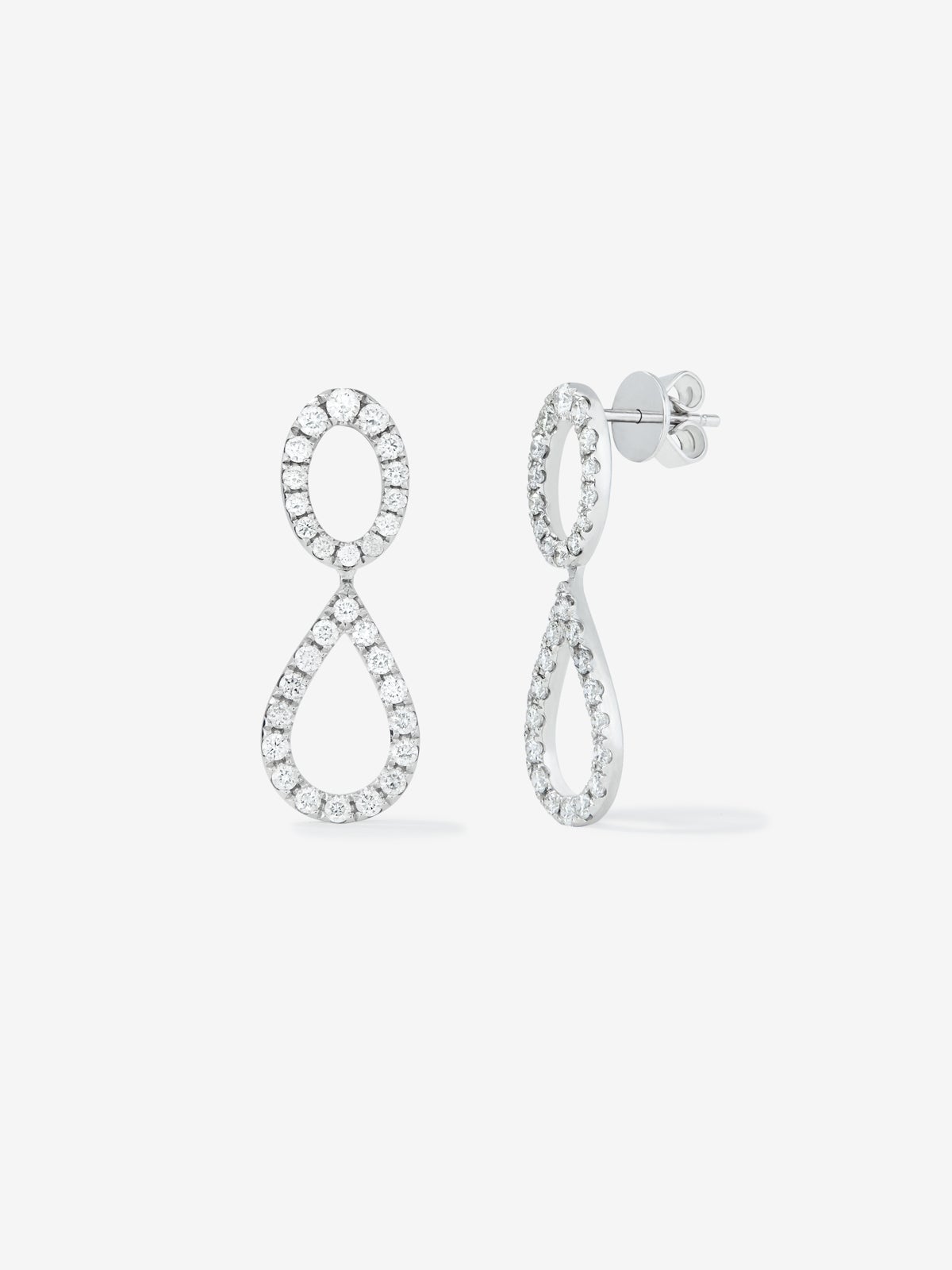 Pendientes de aro doble ovalados de oro blanco de 18kt con diamantes