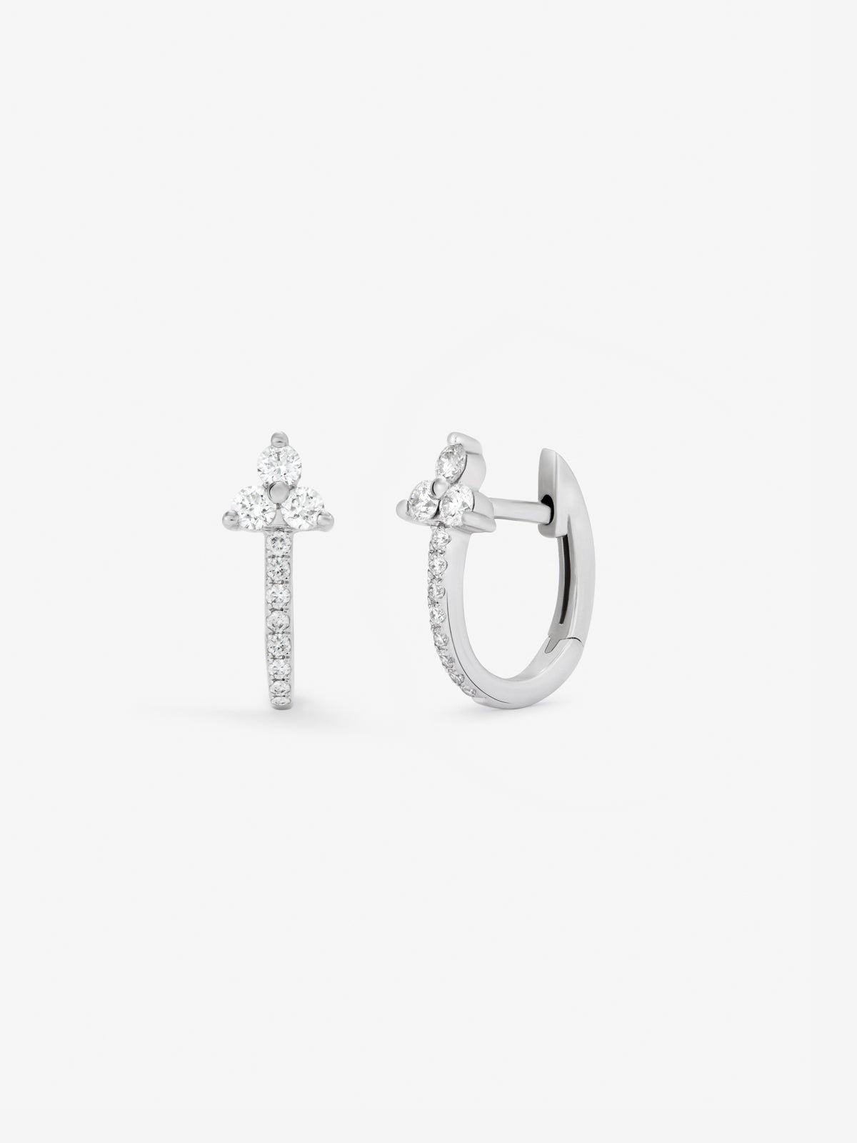 Pendientes de aro de oro blanco de 18K con 22 diamantes en talla brillante con un total de 0,28 cts