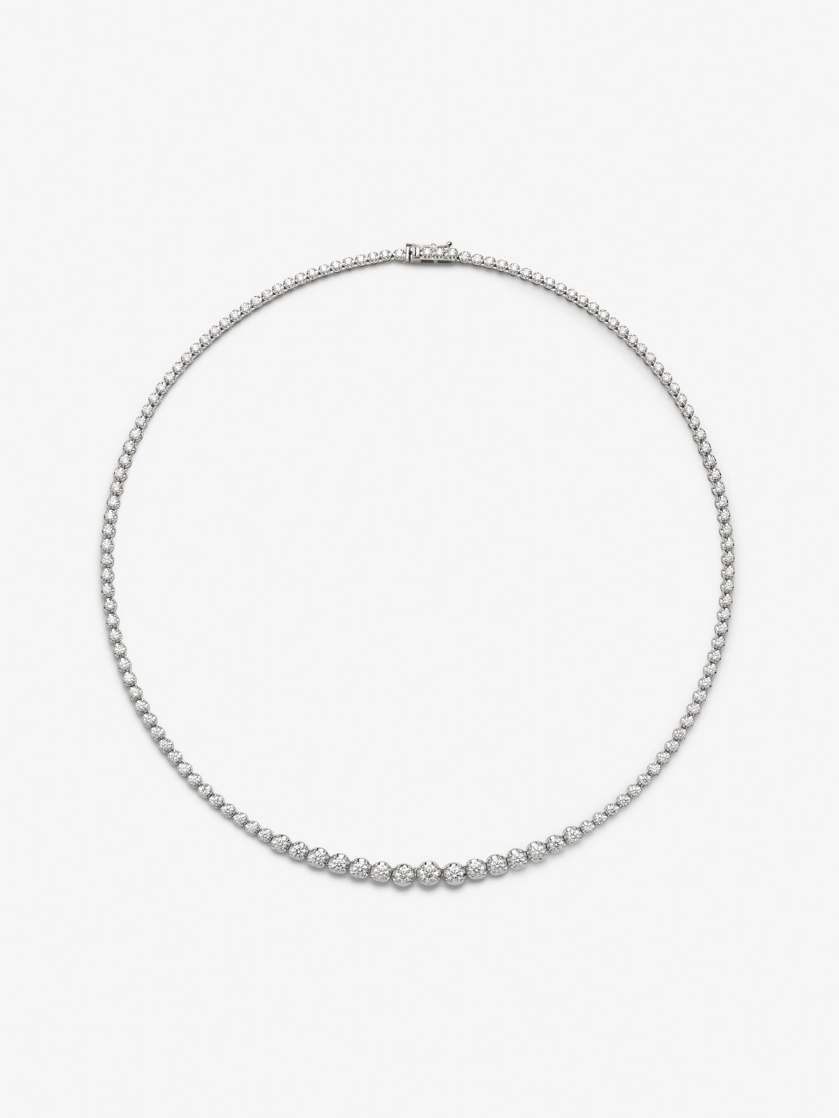 Collar rivière de oro blanco de 18K con 132 diamantes en talla brillante con un total de 4,9 cts