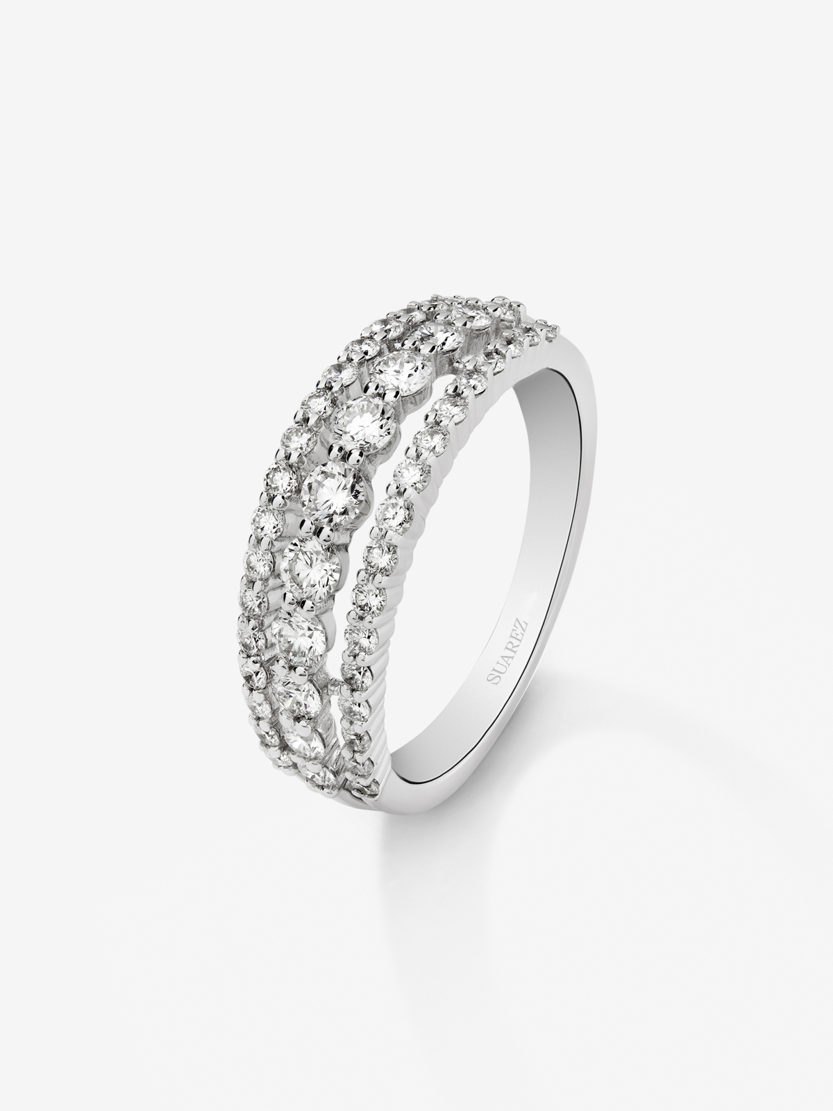 Anillo triple de oro blanco de 18K de diamantes