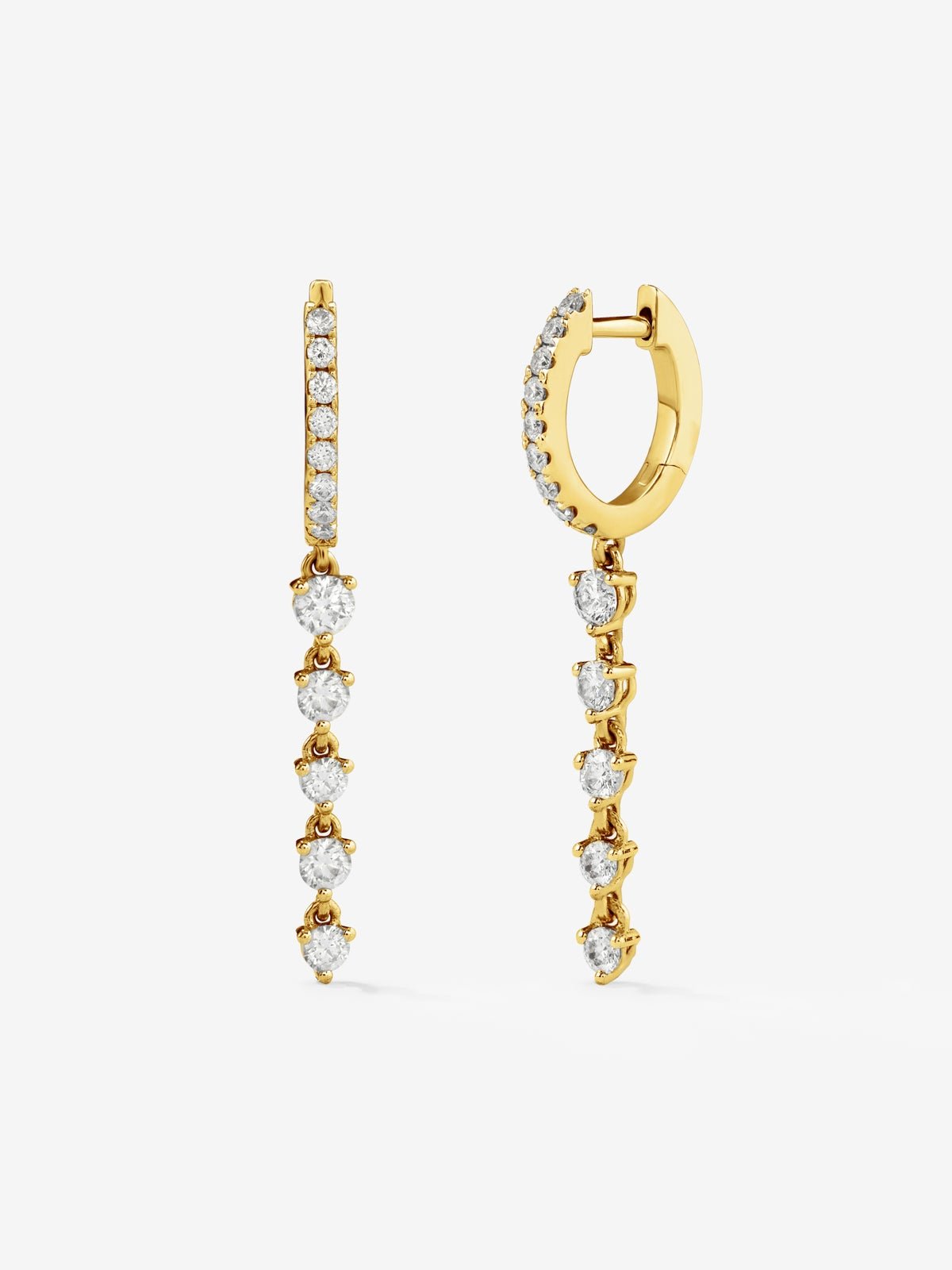 Pendientes de oro amarillo de 18K con 32 diamantes en talla brillante con un total de 1,09 cts