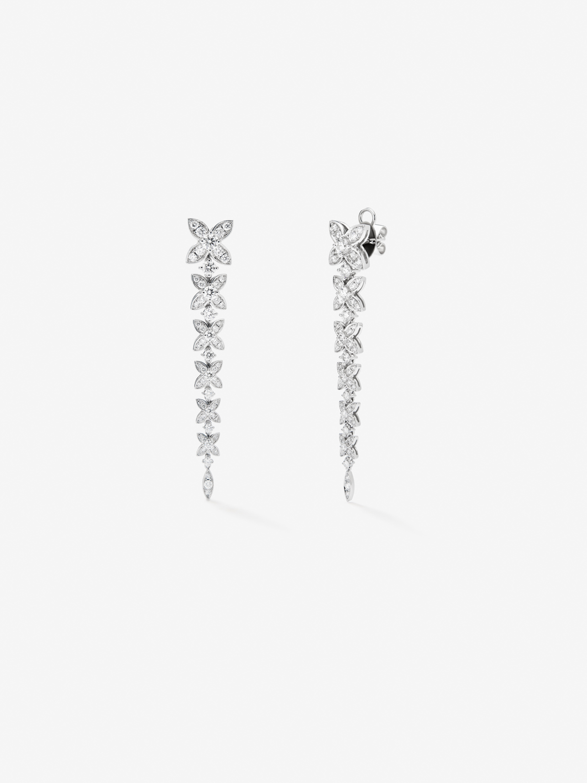 18K white gold earrings with white diamonds in 2.48 cts